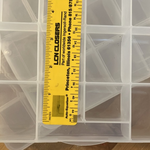 3 Jewelry or Bead Storage containers 32 compartments each - Picture 10 of 14